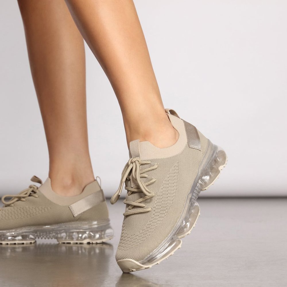 NEW🔥Dark Beige Stretch Knitted Transparent Cushion Air Bubble Sneakers Lace-Up - Picture 2 of 9